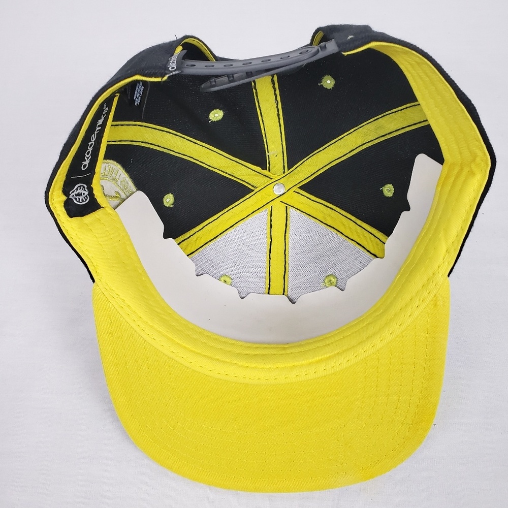 Akademiks Face Cap - Picture 5 of 6